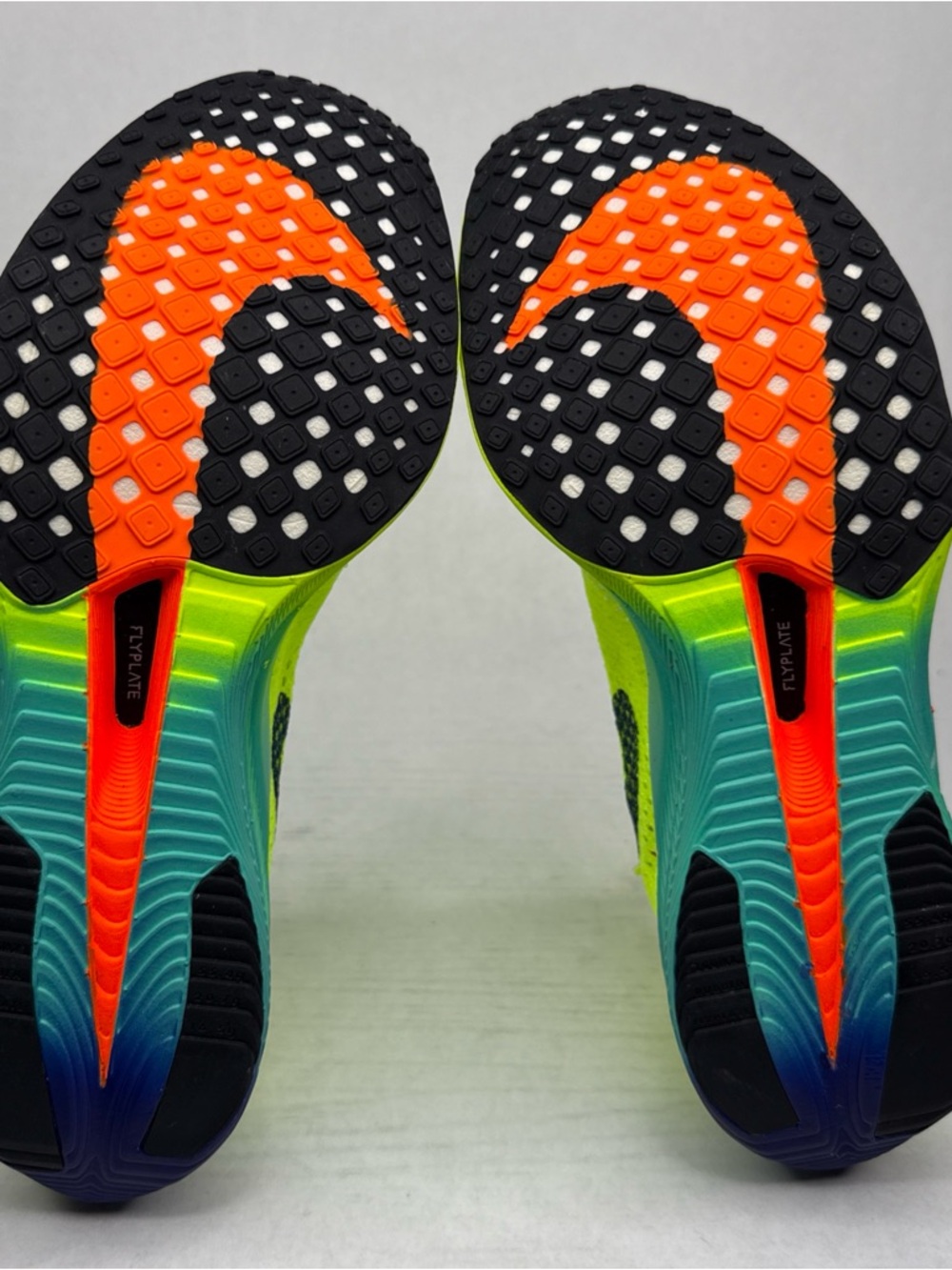 Nike ZoomX Vaporfly Next% 3 Fast Pack Volt Green Black Wmn 9.5 Men 8 DV4130-700 - Picture 7 of 12